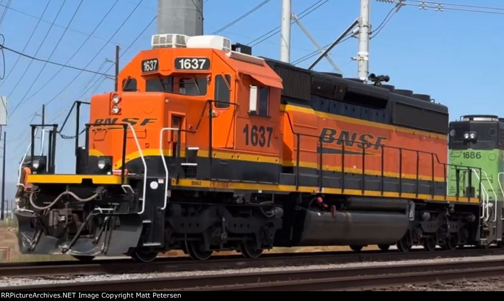 BNSF 1637